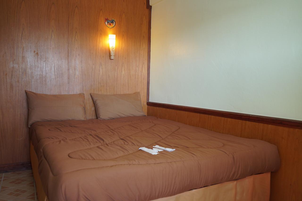 The River Guest House Чантабури Екстериор снимка