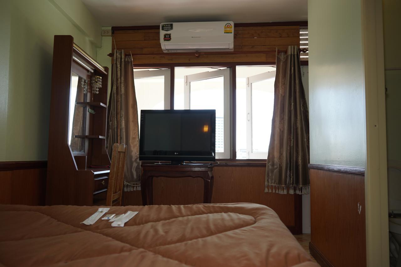The River Guest House Чантабури Екстериор снимка