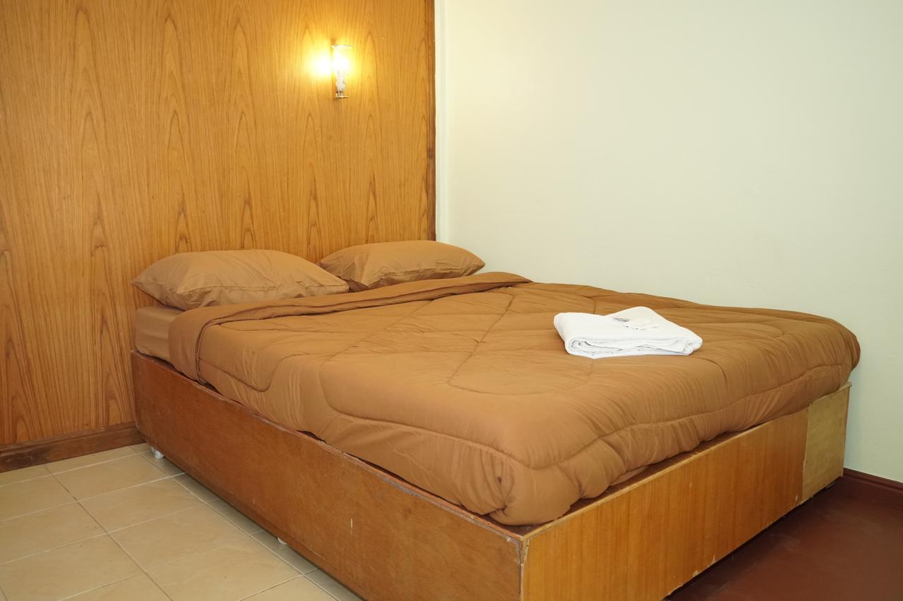The River Guest House Чантабури Екстериор снимка