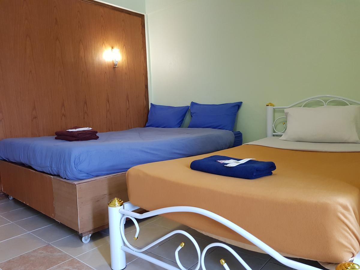 The River Guest House Чантабури Екстериор снимка